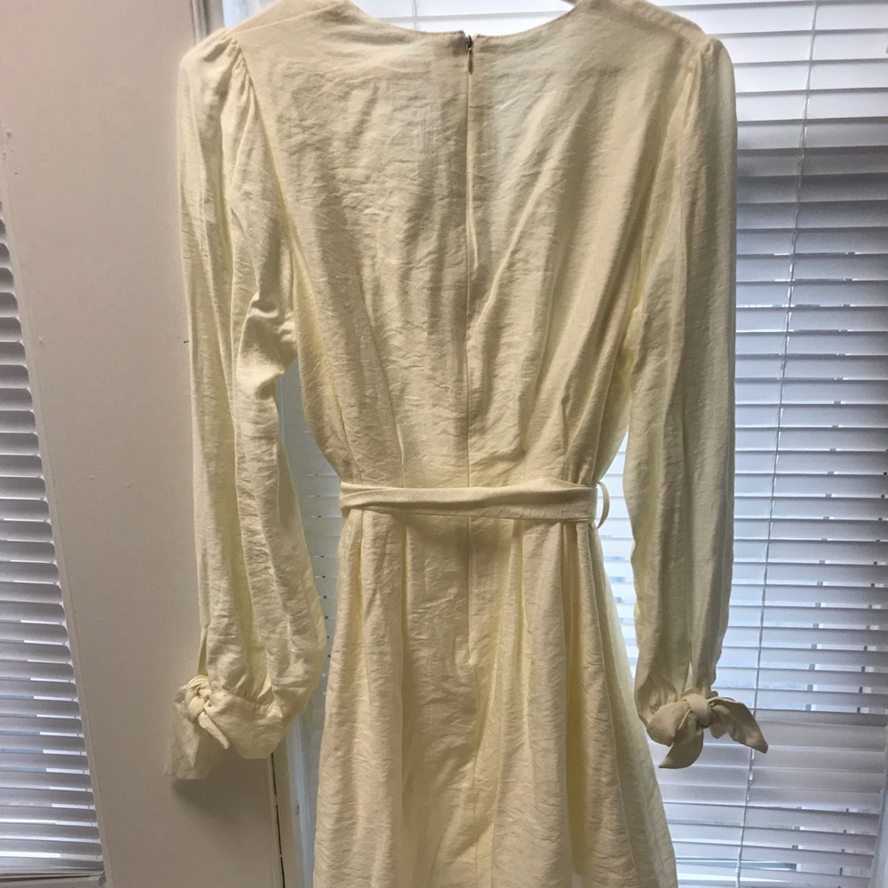 Ivory Button Up Dress - Picture 4 of 5
